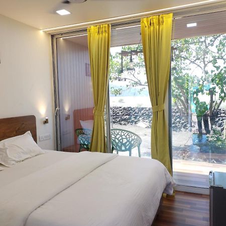 The Koasta Sea View Resort Korlai Exterior photo